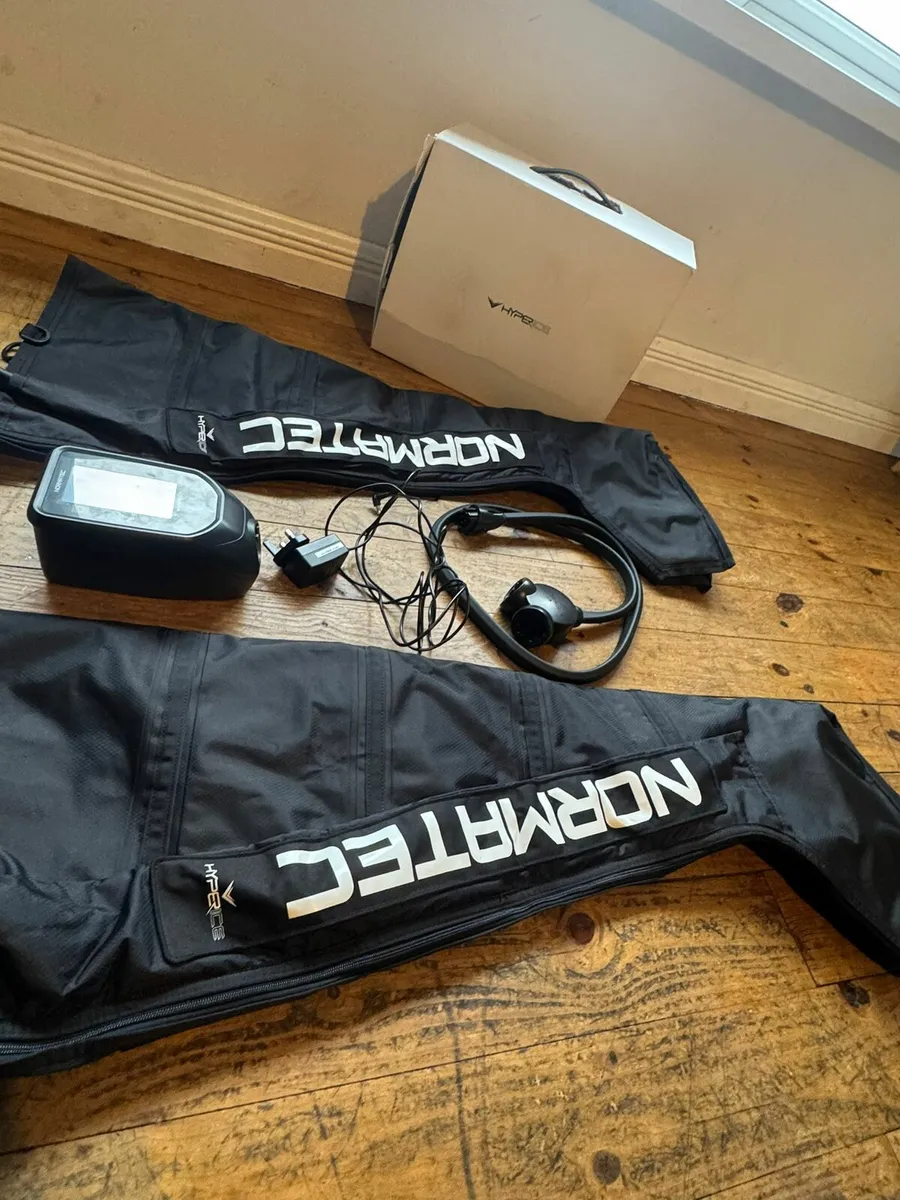 Normatec 2.0 leg recovery system - Image 1