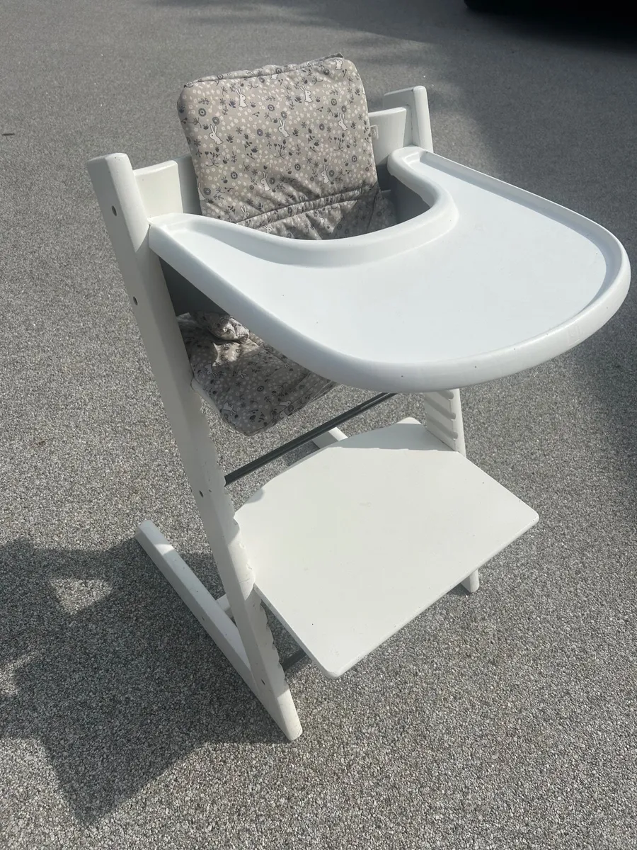Baby highchair - Image 2