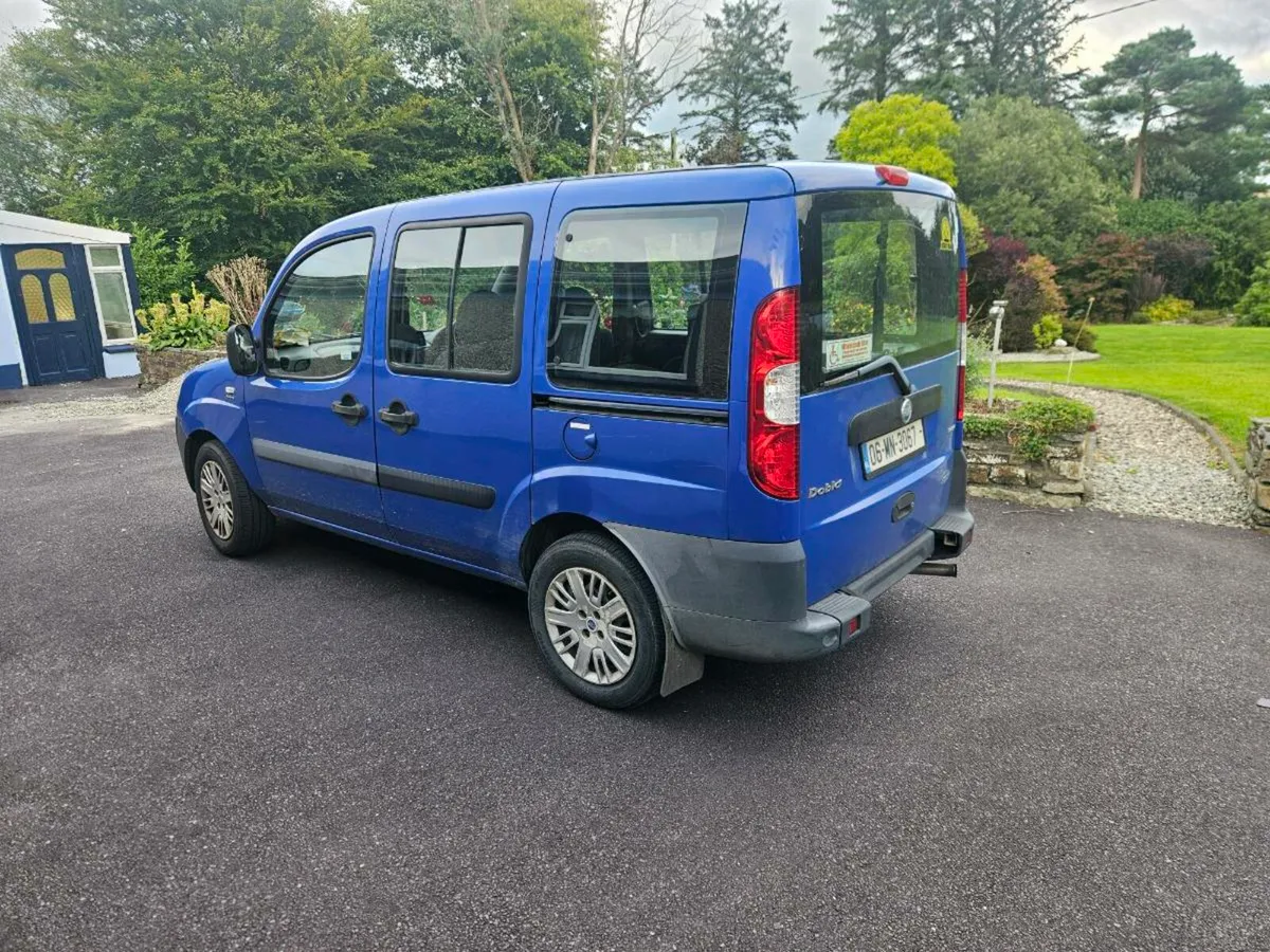 Fiat doblo wheelchair van - Image 2
