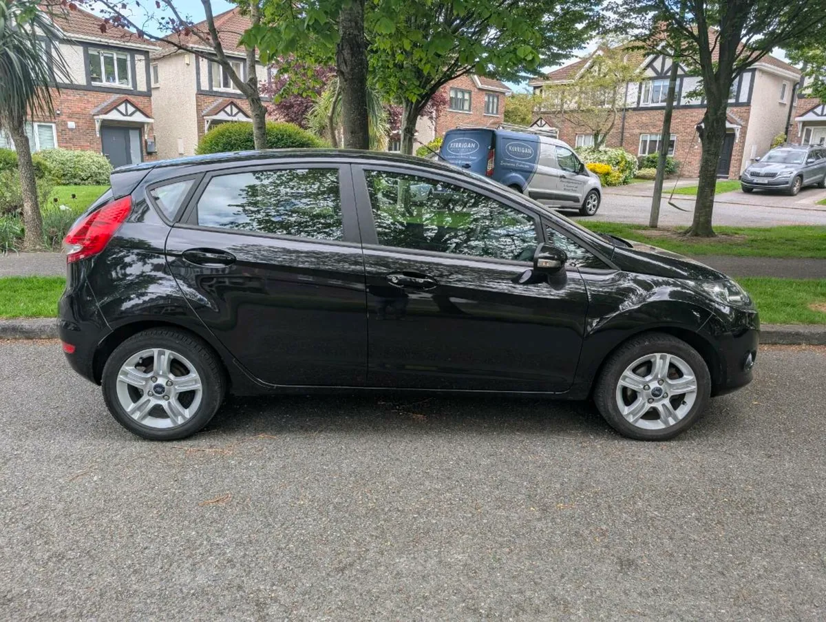 Ford Fiesta 1.2l - Image 2