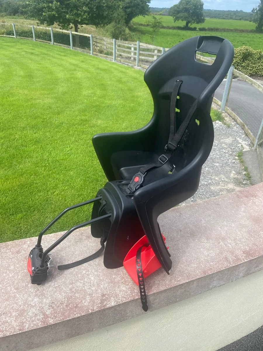 Child’s bike seat - Image 2