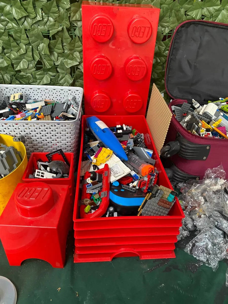 Lego - Image 2