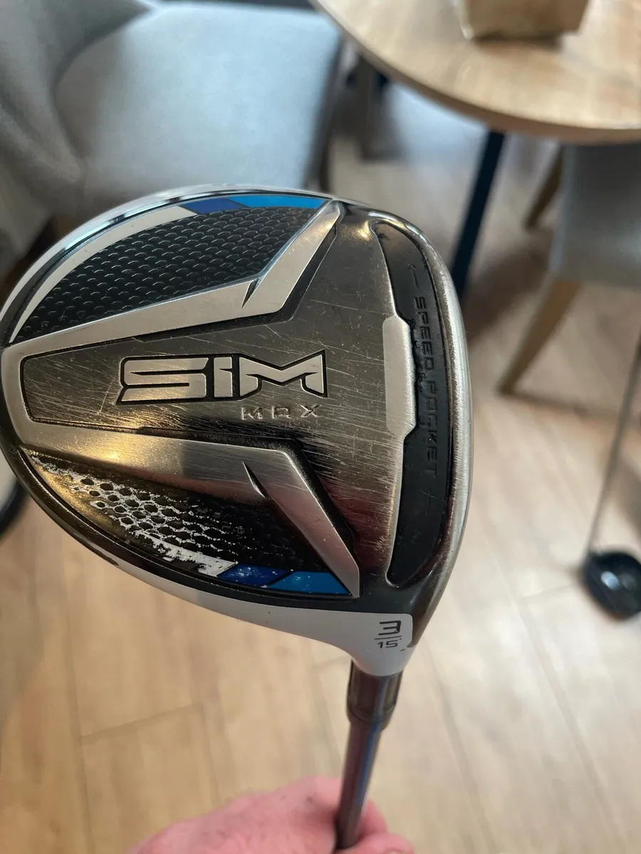 Taylormade sim 3 wood - Image 1