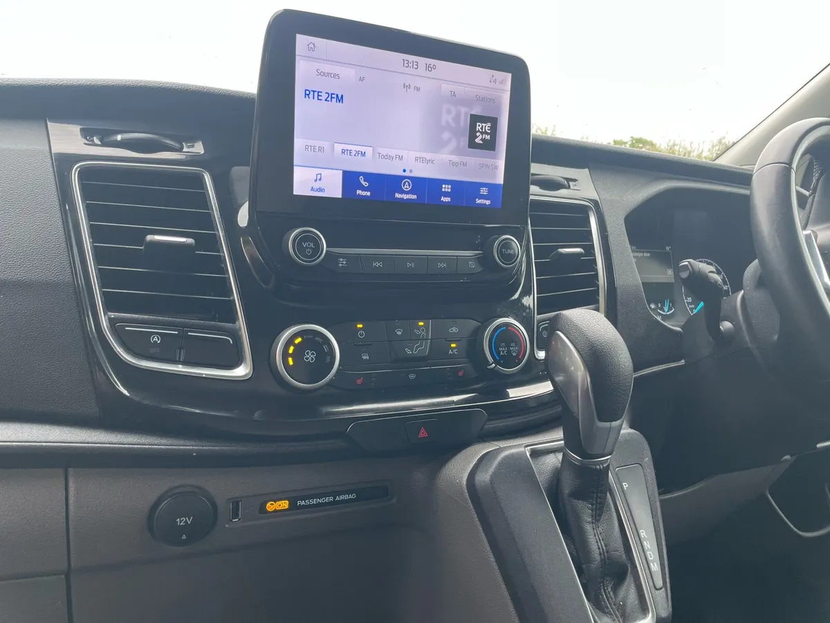 2022 Ford transit custom LWB Auto limited - Image 4