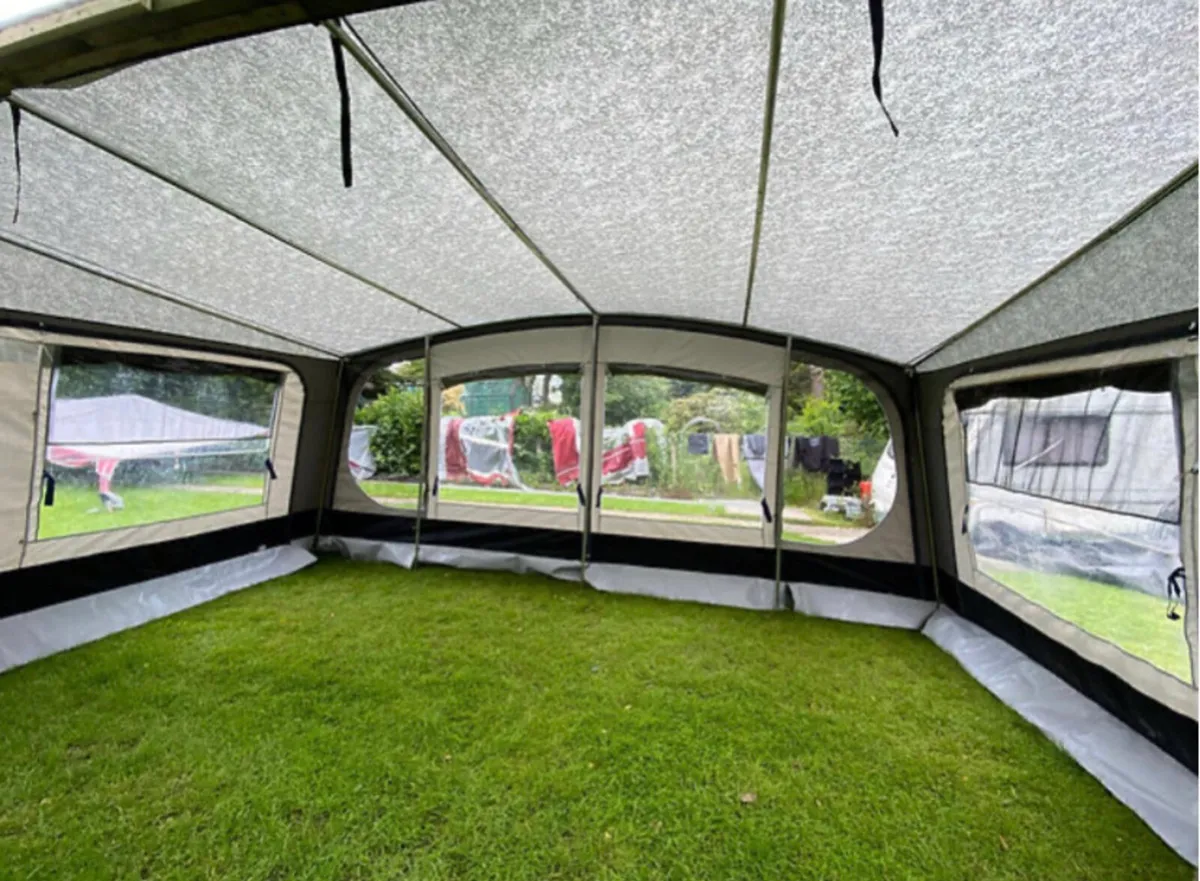 Caravan Awning - Image 1