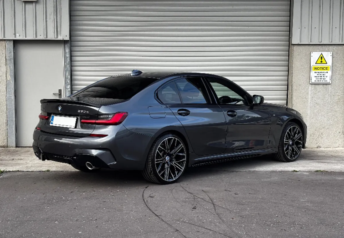 2021 BMW 330E M-Sport X-Drive automatic - Image 4