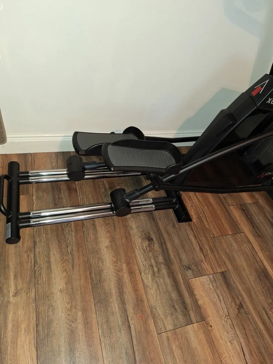 Cross trainer like new - Image 3