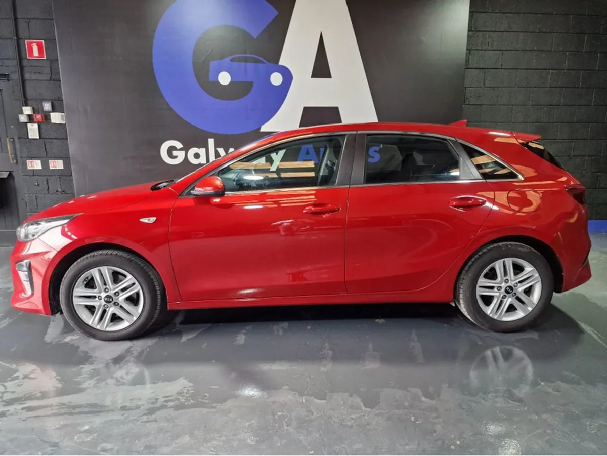 Kia Ceed 2 1.6 Crdi-rear Camera-fully Serviced - Image 4