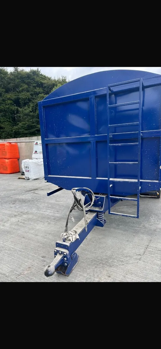 Grain trailer - Image 3