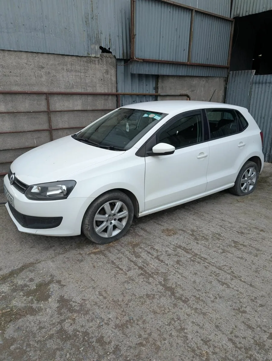 Volkswagen Polo 2010 - Image 1