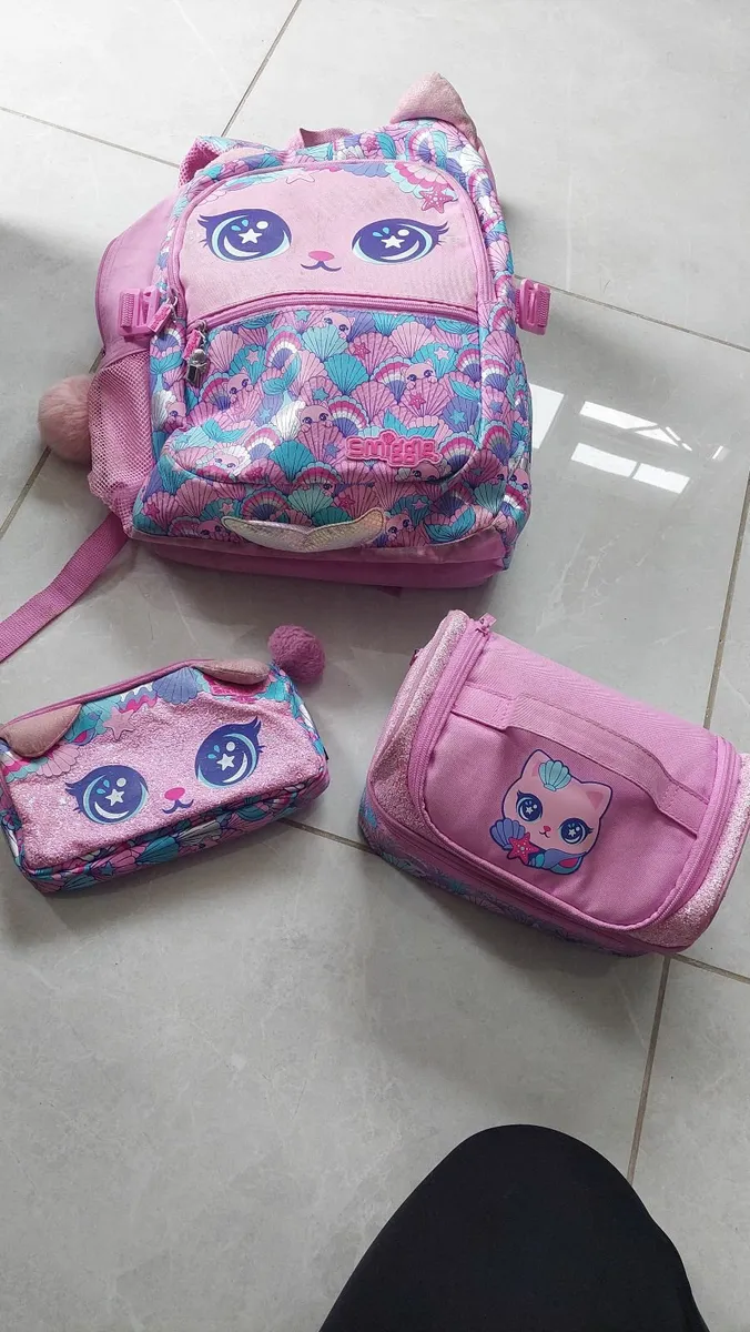 Smiggle school bundle