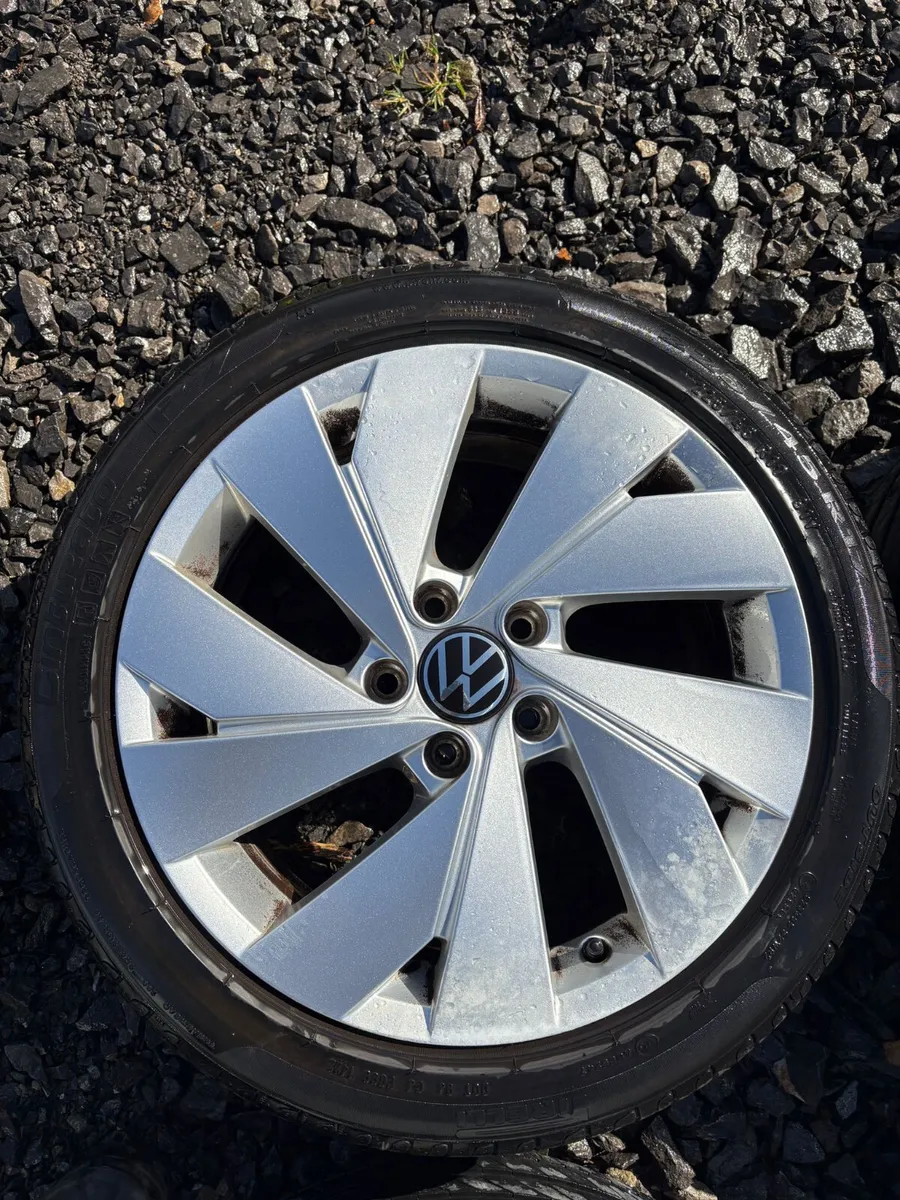 17inch VW golf Leon caddy alloy wheels - Image 2