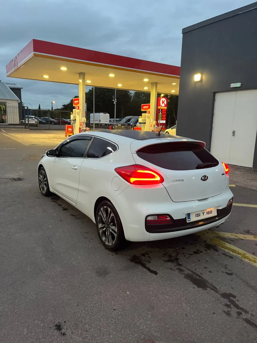 Kia ProCeed - Image 4