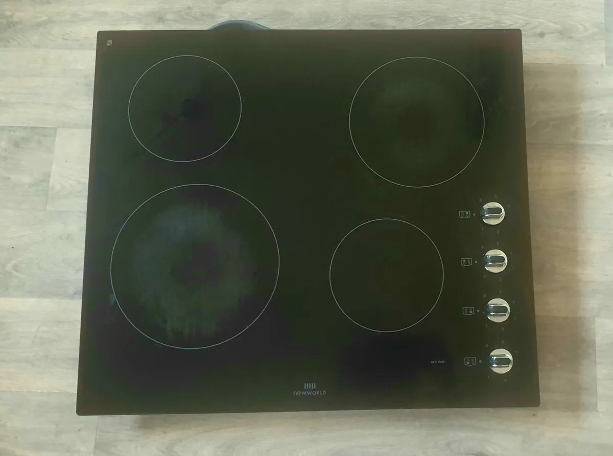 4 burner Electric stove - Image 1