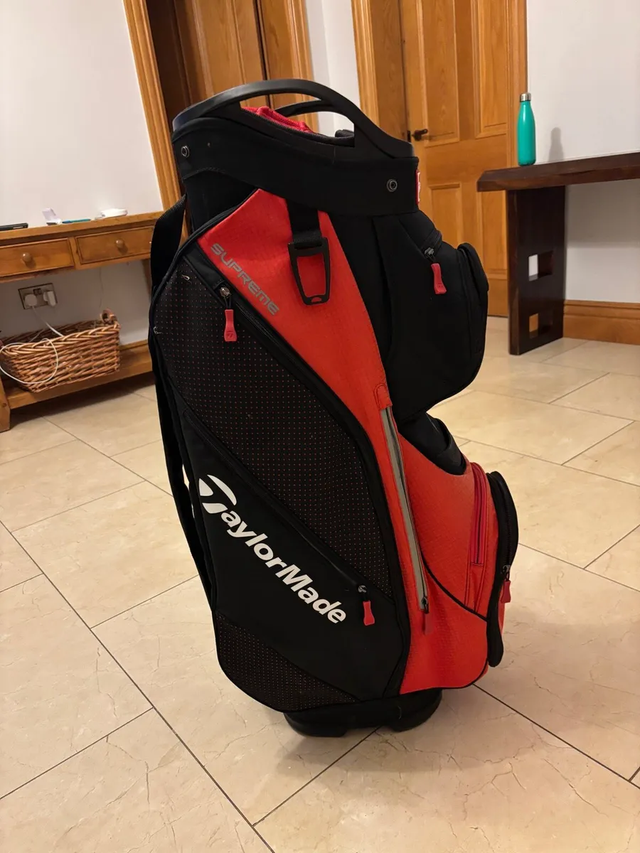 TaylorMade Cart Bag - Image 1