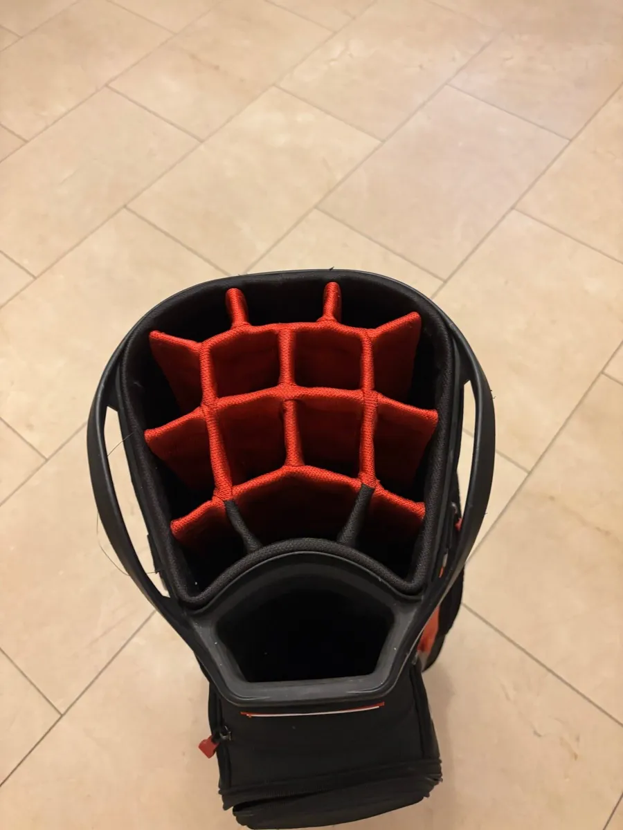 TaylorMade Cart Bag - Image 3