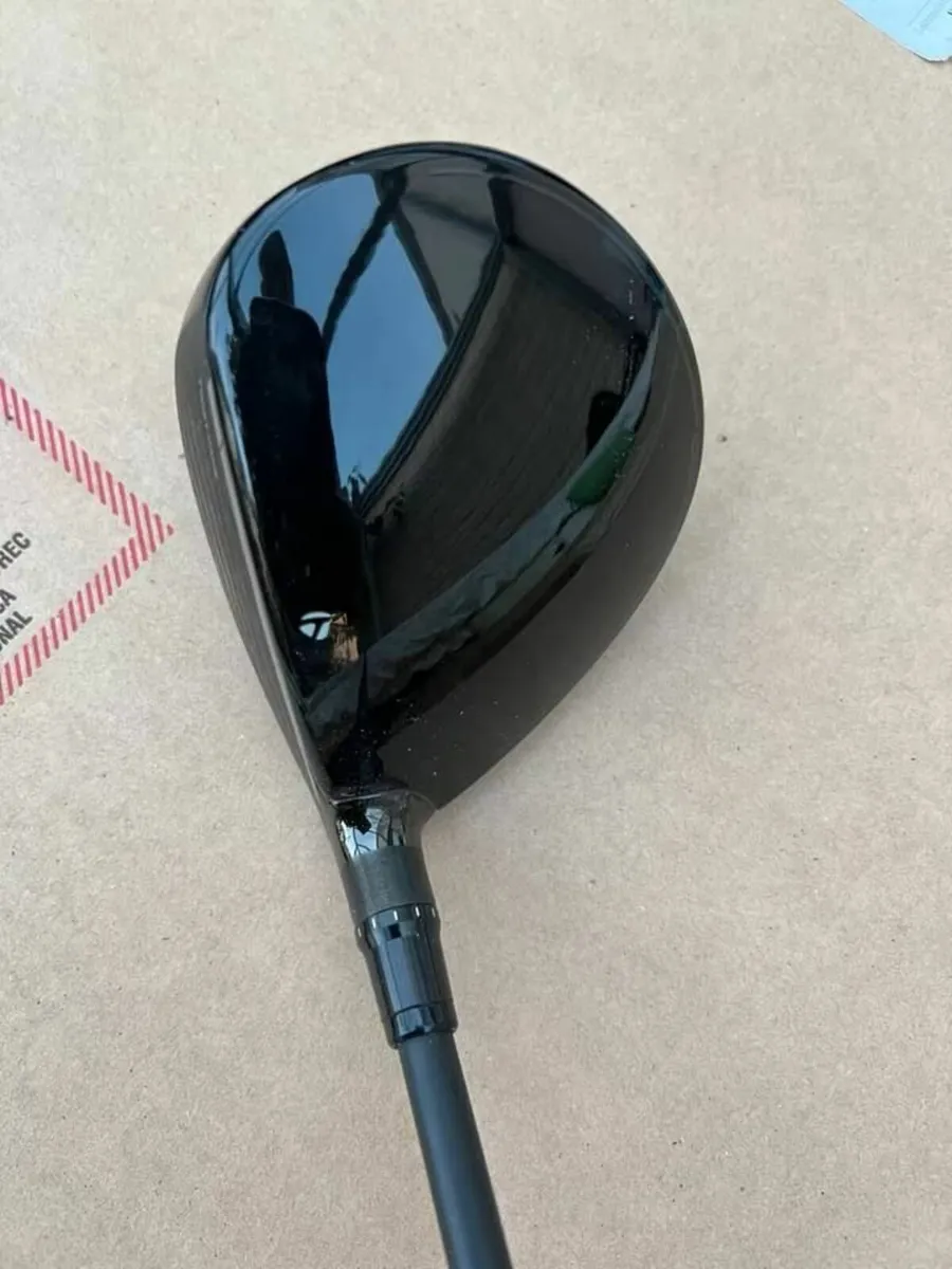 TaylorMade Qi10 Tour Fairway Wood with AV Limited - Image 3