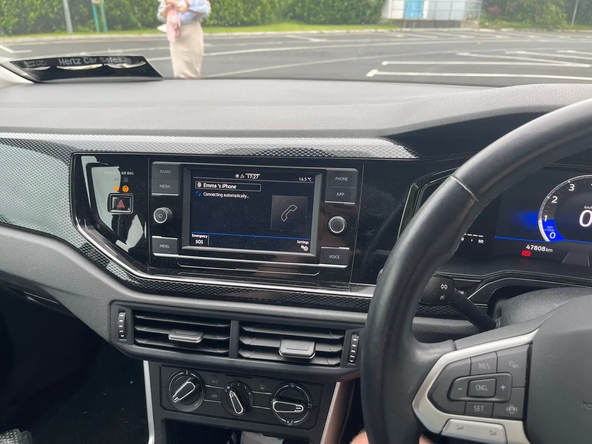 Car - Image 4