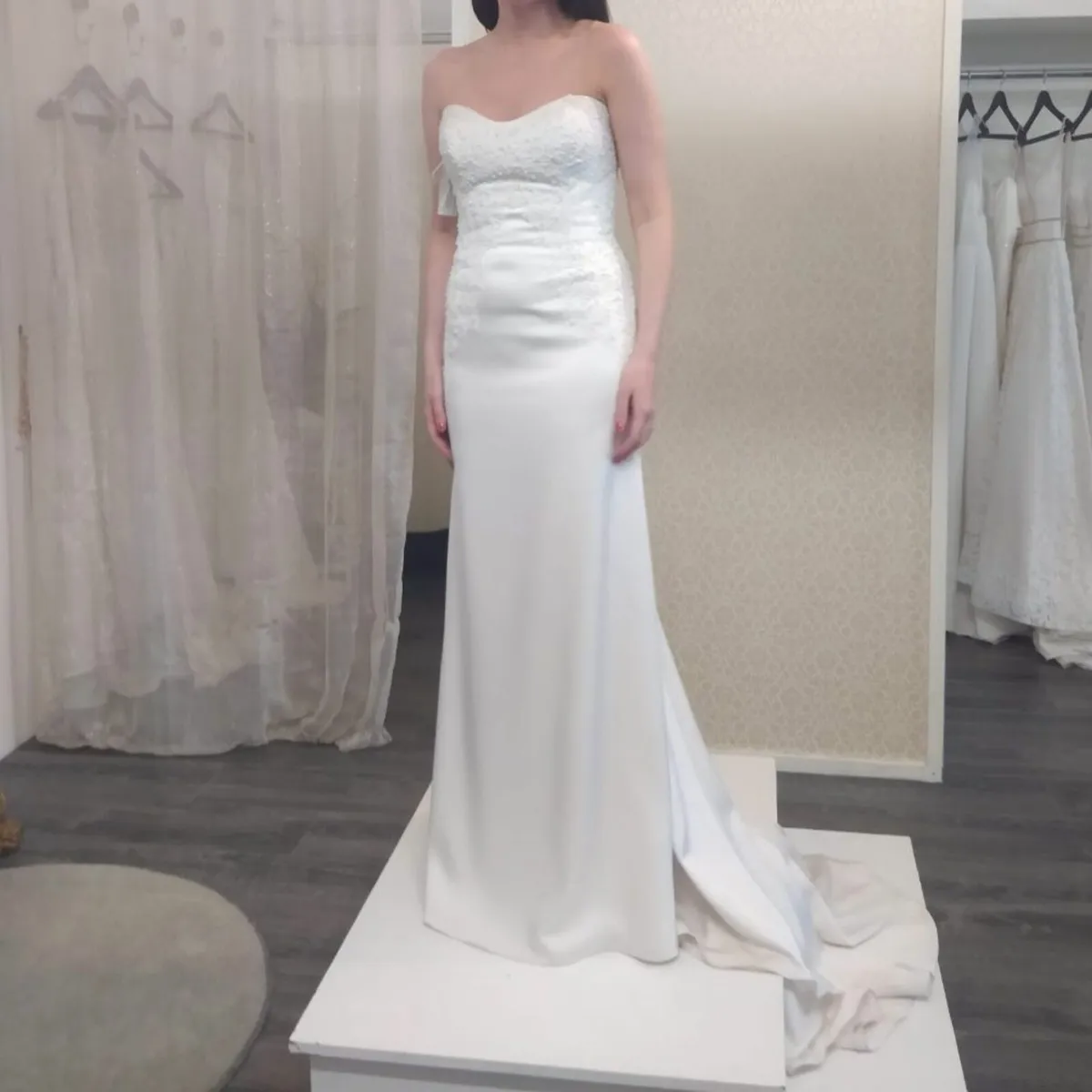 Wedding dress Paloma blanca size 10 - Image 3