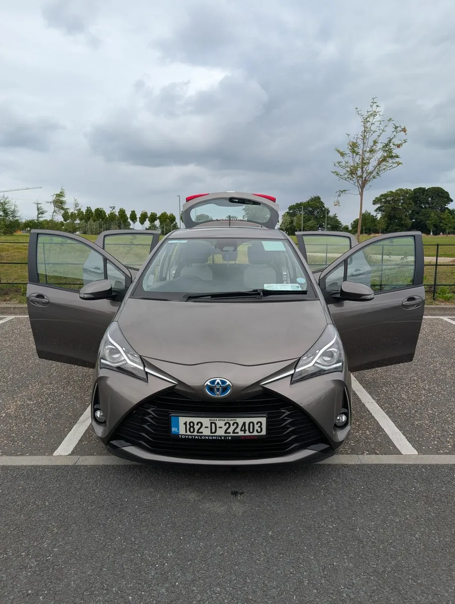 Toyota Yaris Hybrid 2018 | Low Mileage | New Tyres - Image 4