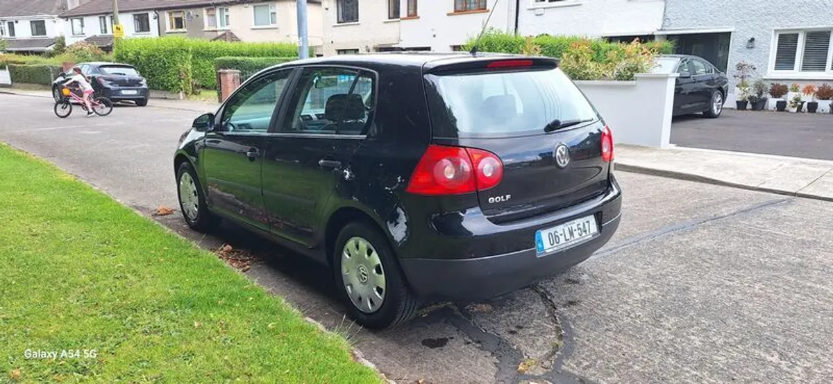2006 Volkswagen Golf - Image 3