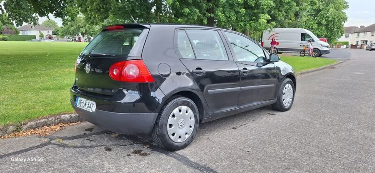 2006 Volkswagen Golf - Image 4