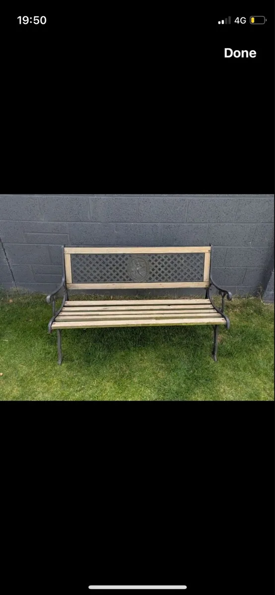 Cast iron garden bench - Image 1