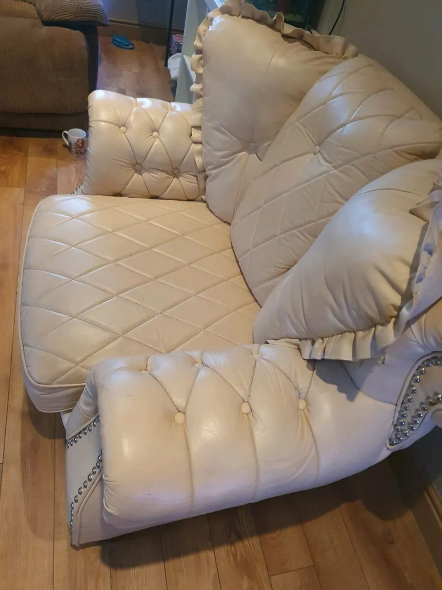 Large armchair - Image 3