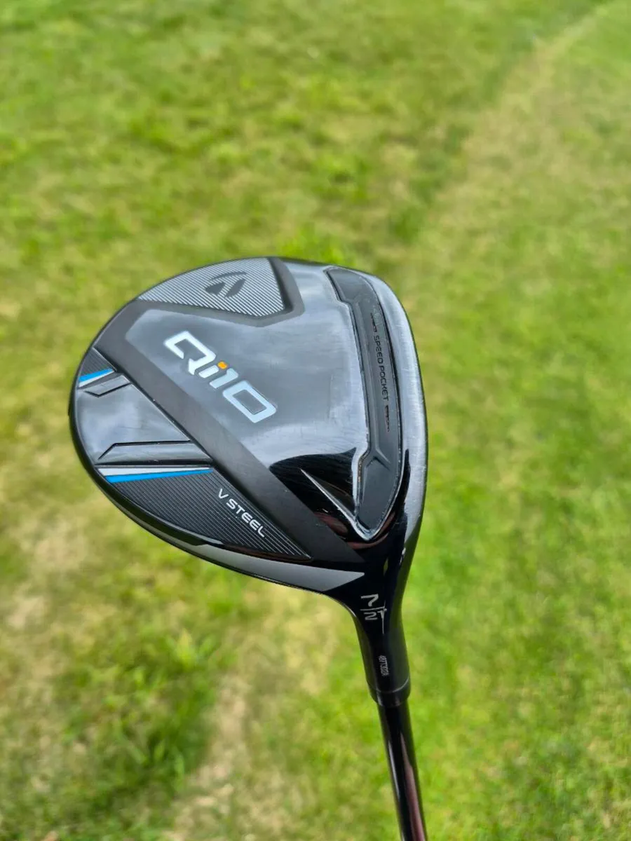 TAYLORMADE QI10 7 WOOD 21 DEGREE STIFF MINT - Image 1