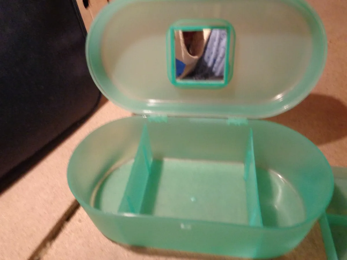 Cosmetic Organiser Case for Sale - Image 2