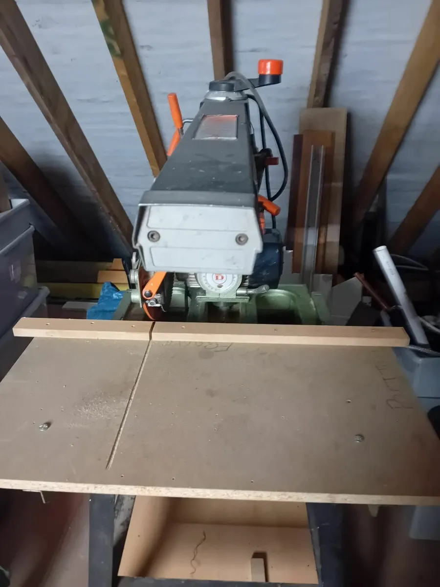 Dewalt Powershop DW125 Radial Arm Saw – 240V - Image 3