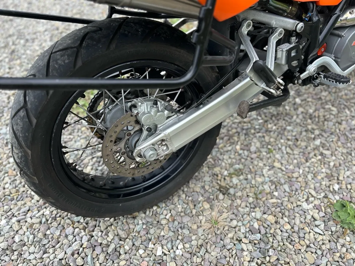 KTM 950 Adventure 2005 - Image 4