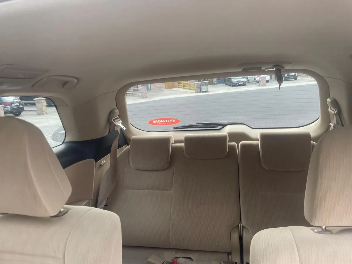 Car - Image 2