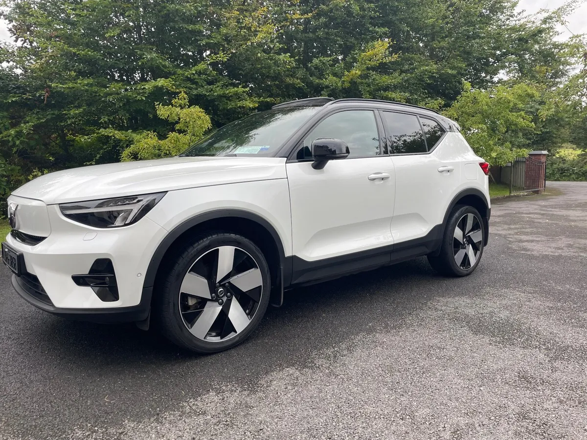 Volvo XC40 2023 - Image 1