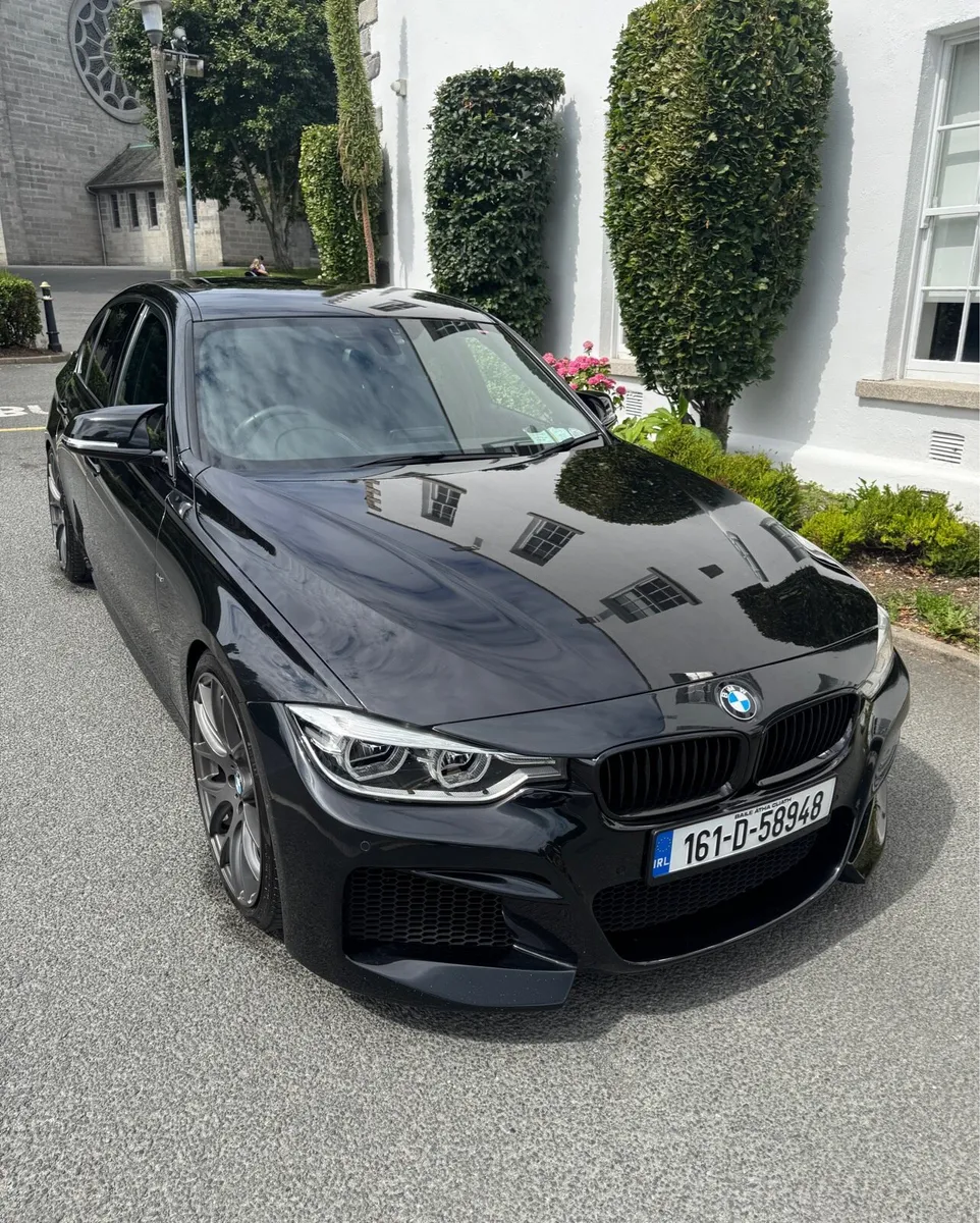 BMW 330e Autovogue edition - Image 2