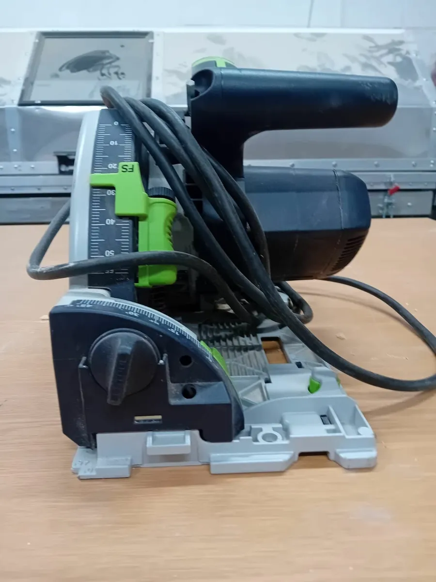 Festool TS 55 REQ 110V Plunge Cut Saw - Image 4