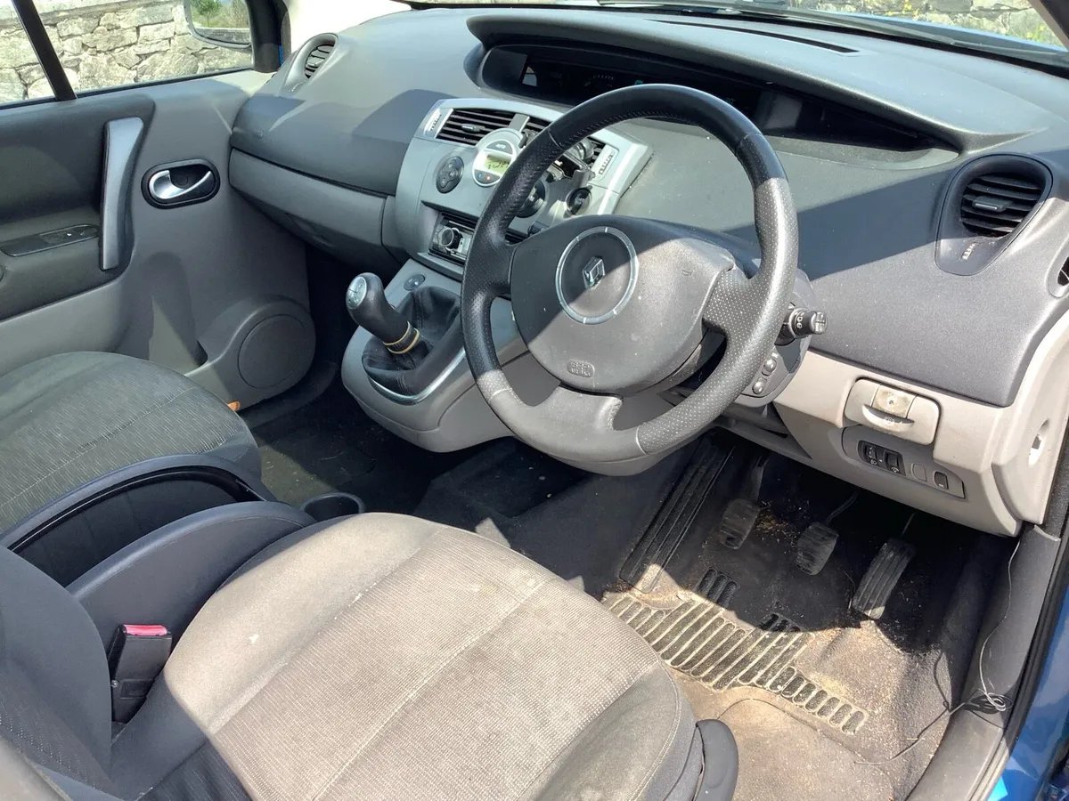 Renault Scenic - Image 2