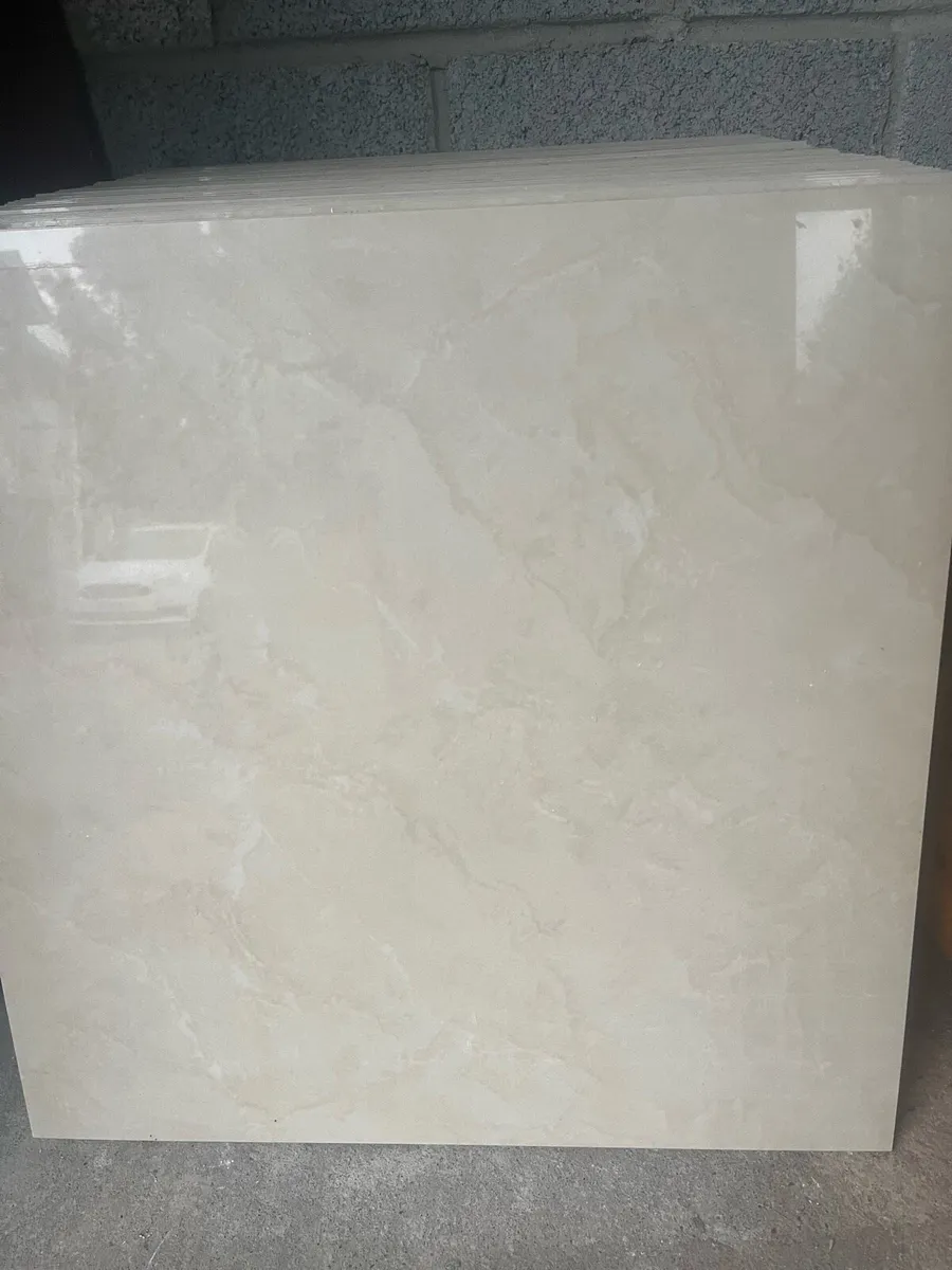 Porcelain tiles for sale <1/2 price - Image 1