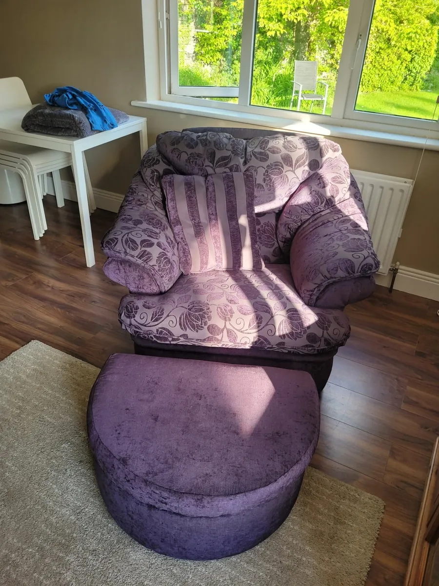 Armchair - Image 2