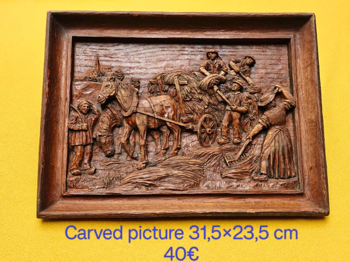 Carved picture wall decoration