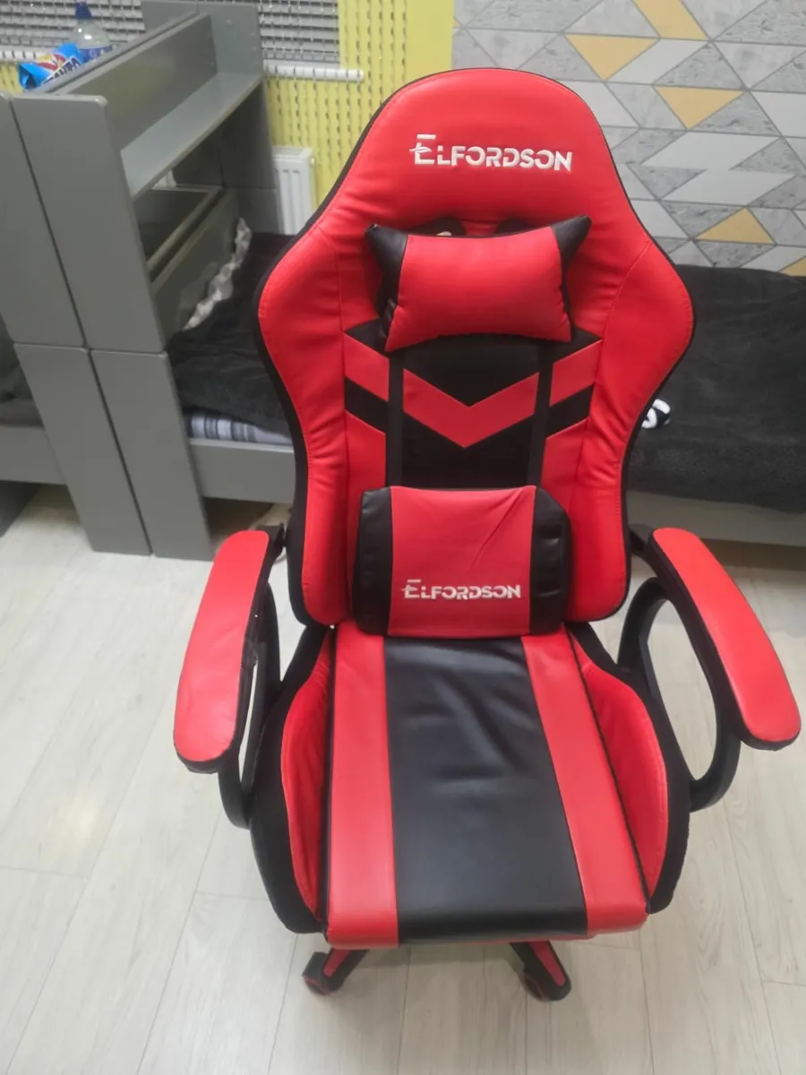 Gaming chair - Image 1