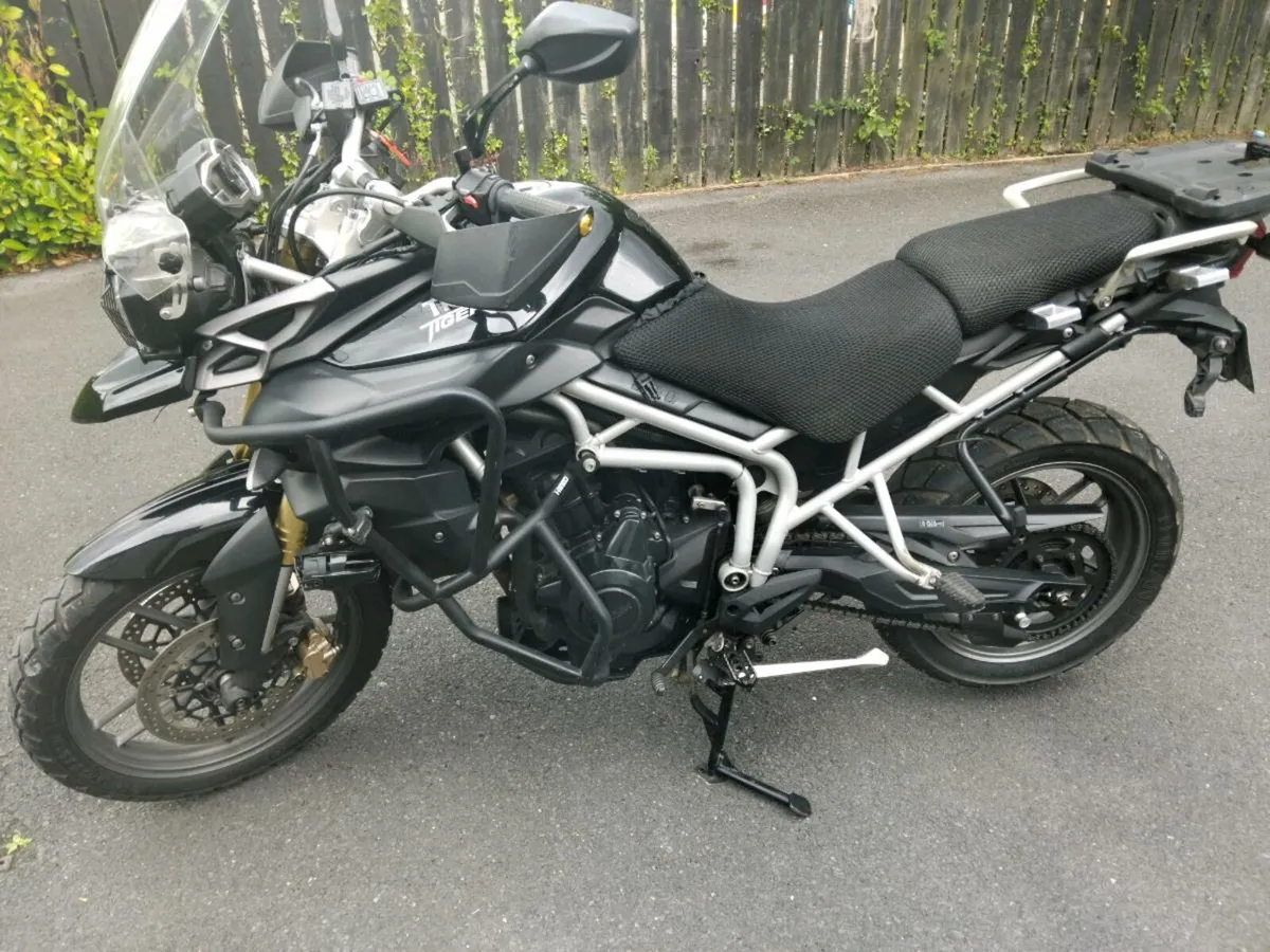 Triumph  tiger 800 - Image 2