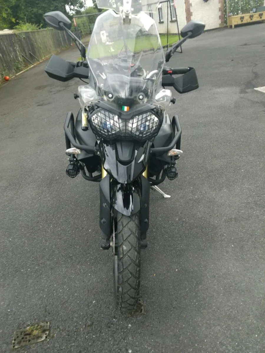 Triumph  tiger 800 - Image 1