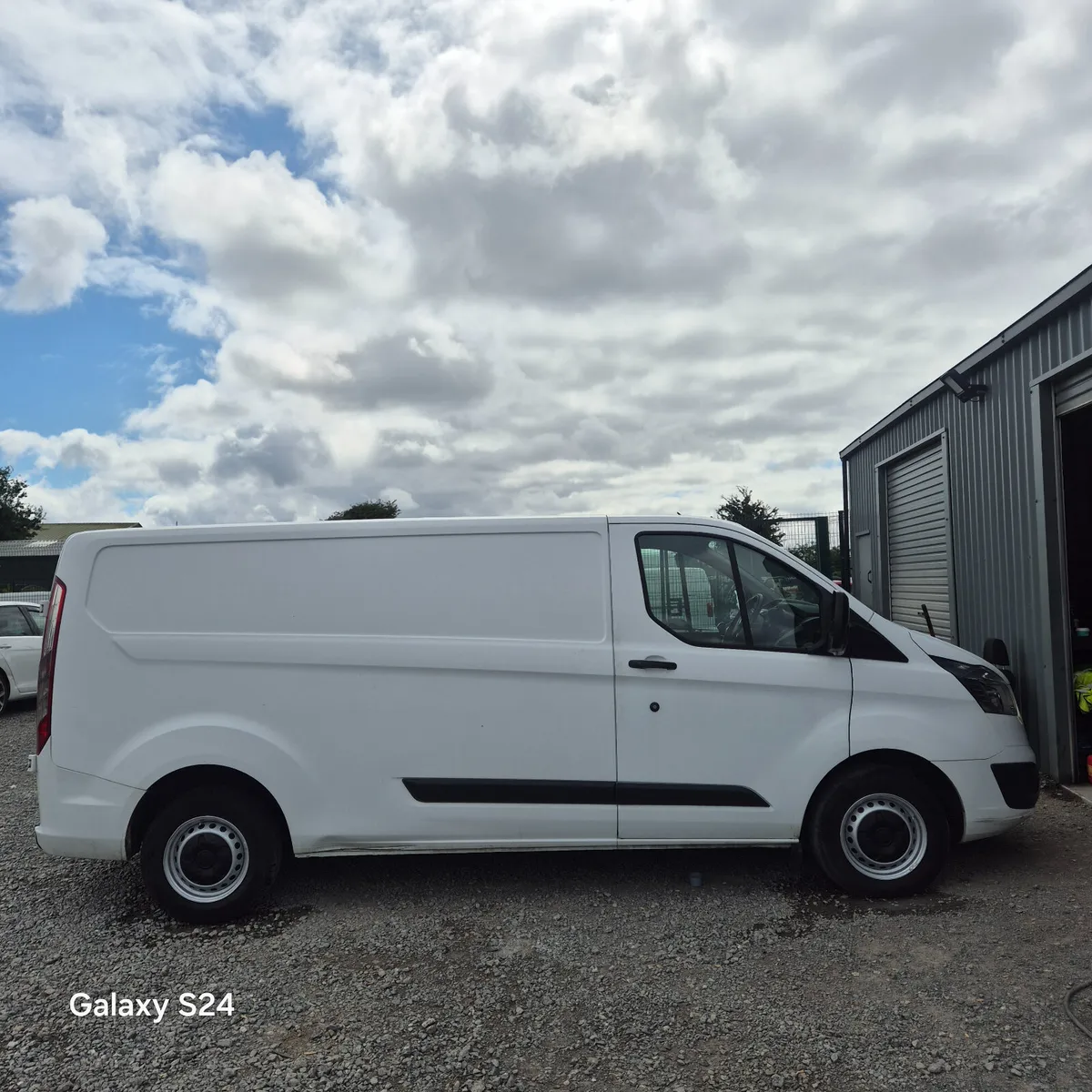 Ford Transit Custom 2016 trend model - Image 4