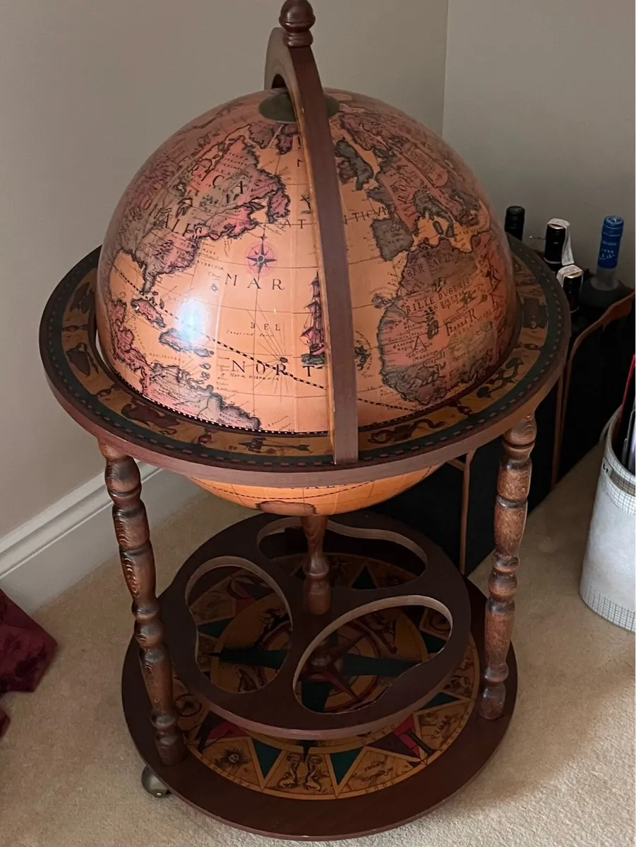 Furniture and other items - Image 1