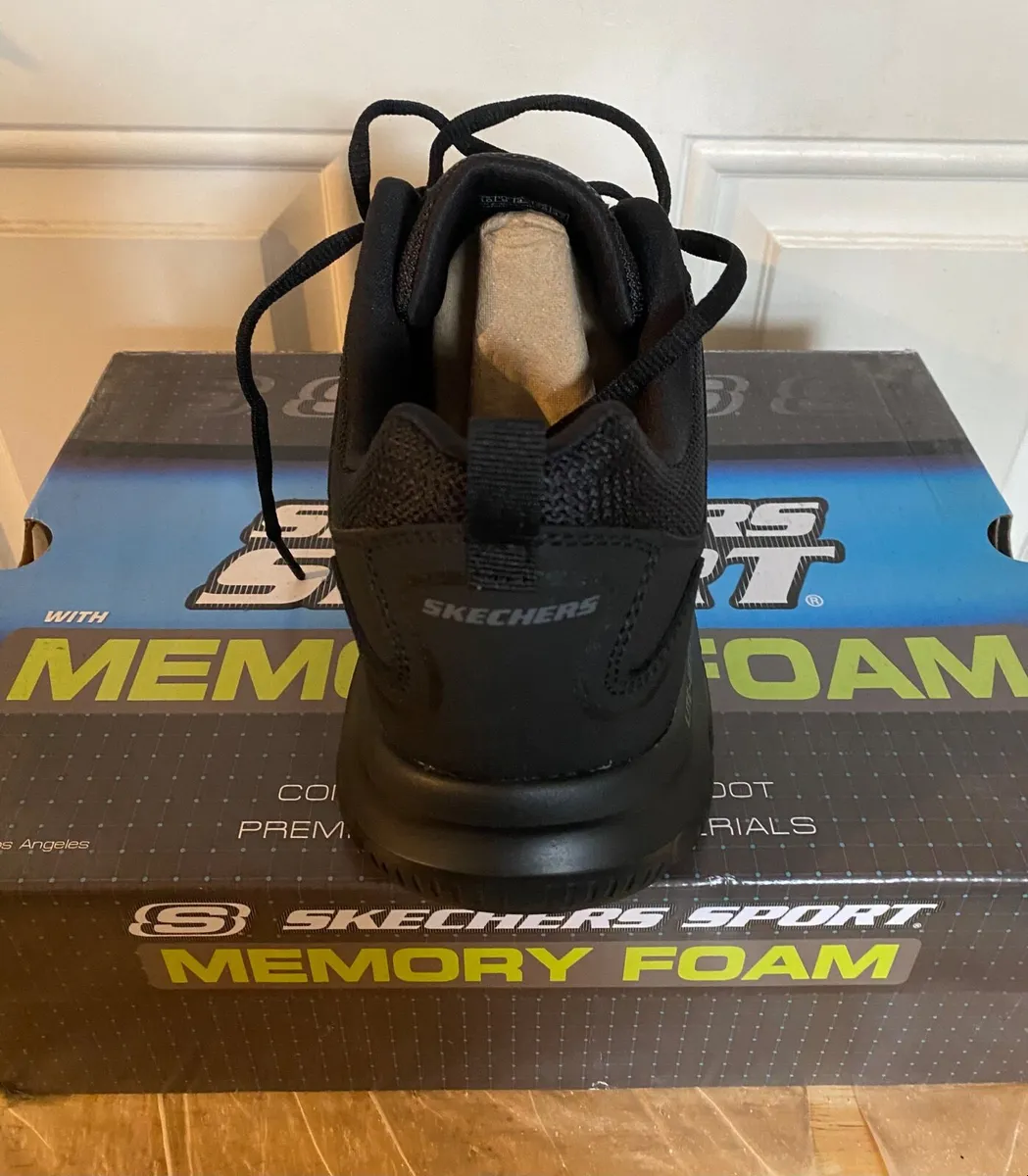 Men’s Skechers trainers - Image 2