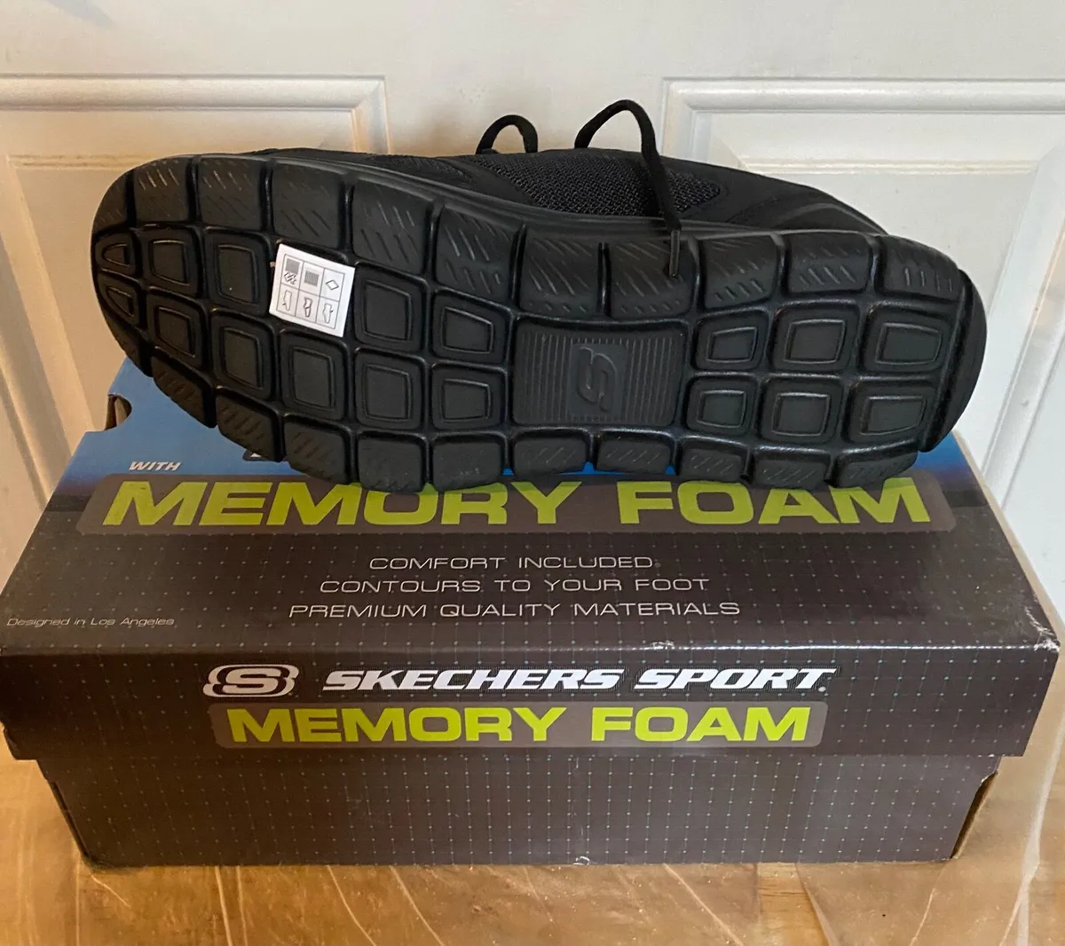 Men’s Skechers trainers - Image 3