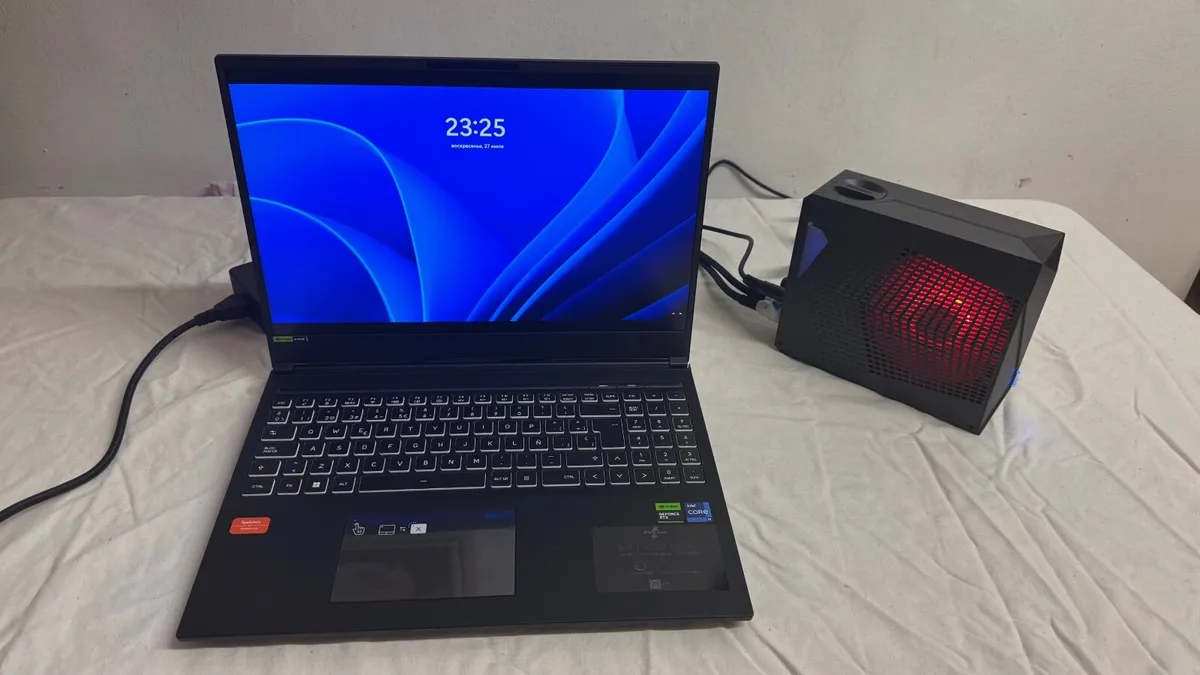 PC-COM Revolt gaming laptop Intel Core i9-13900HX, - Image 1