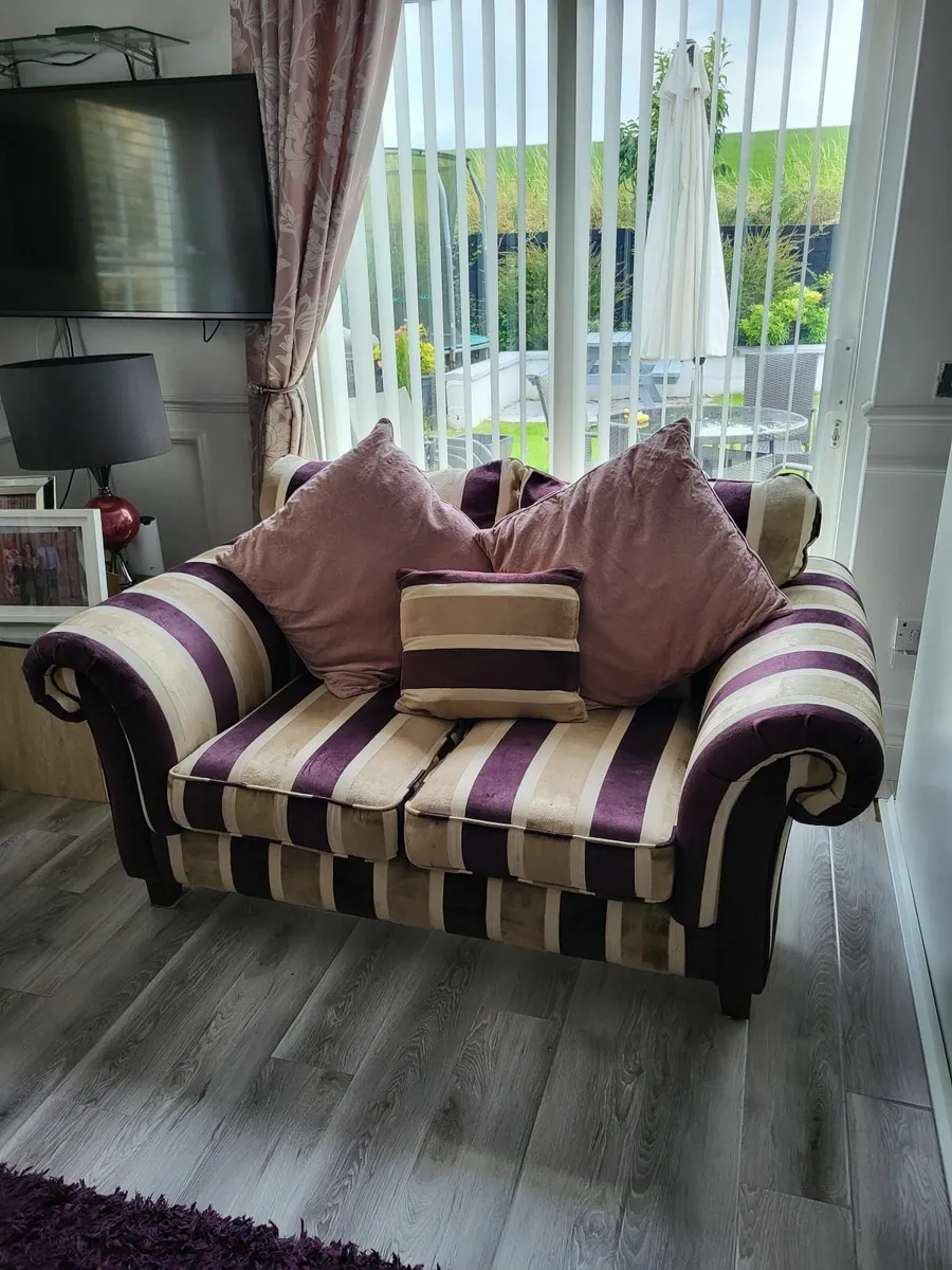 Sofa - Image 3