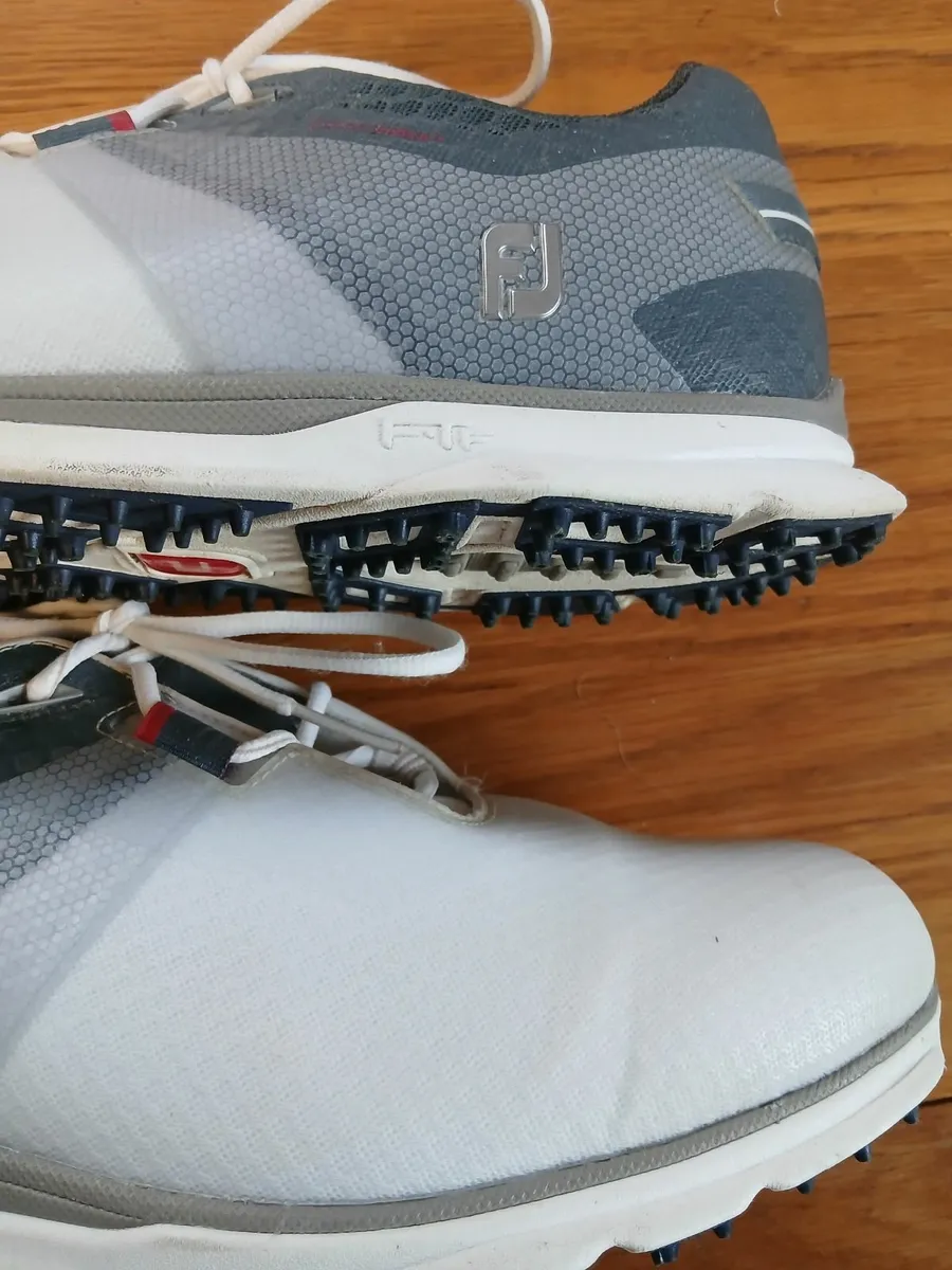 Footjoy golf shoes - Image 2